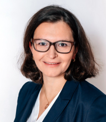 Passbild Elisabeth Gneißl