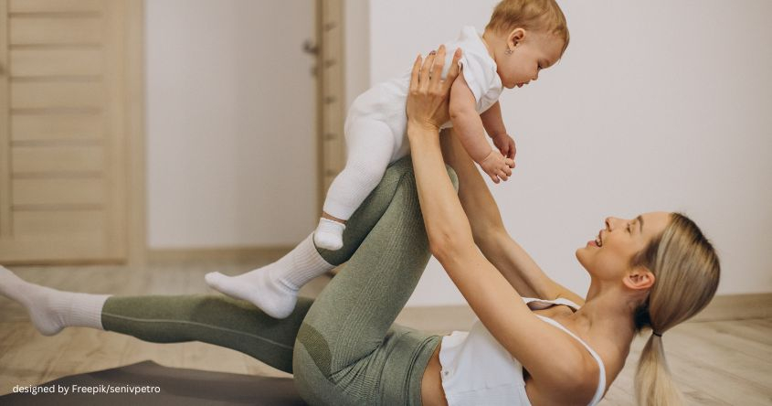 Freepik_Mama_Baby_Yoga3.jpg