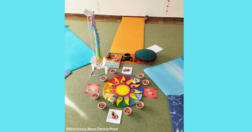 Yogamitte und Material vom Kinderyogakurs NEU