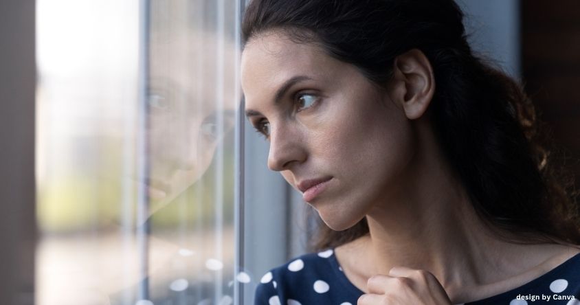 Frau am Fenster